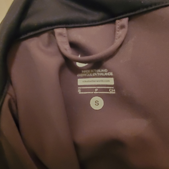 Nike Training Jacket - Picture 6 of 6